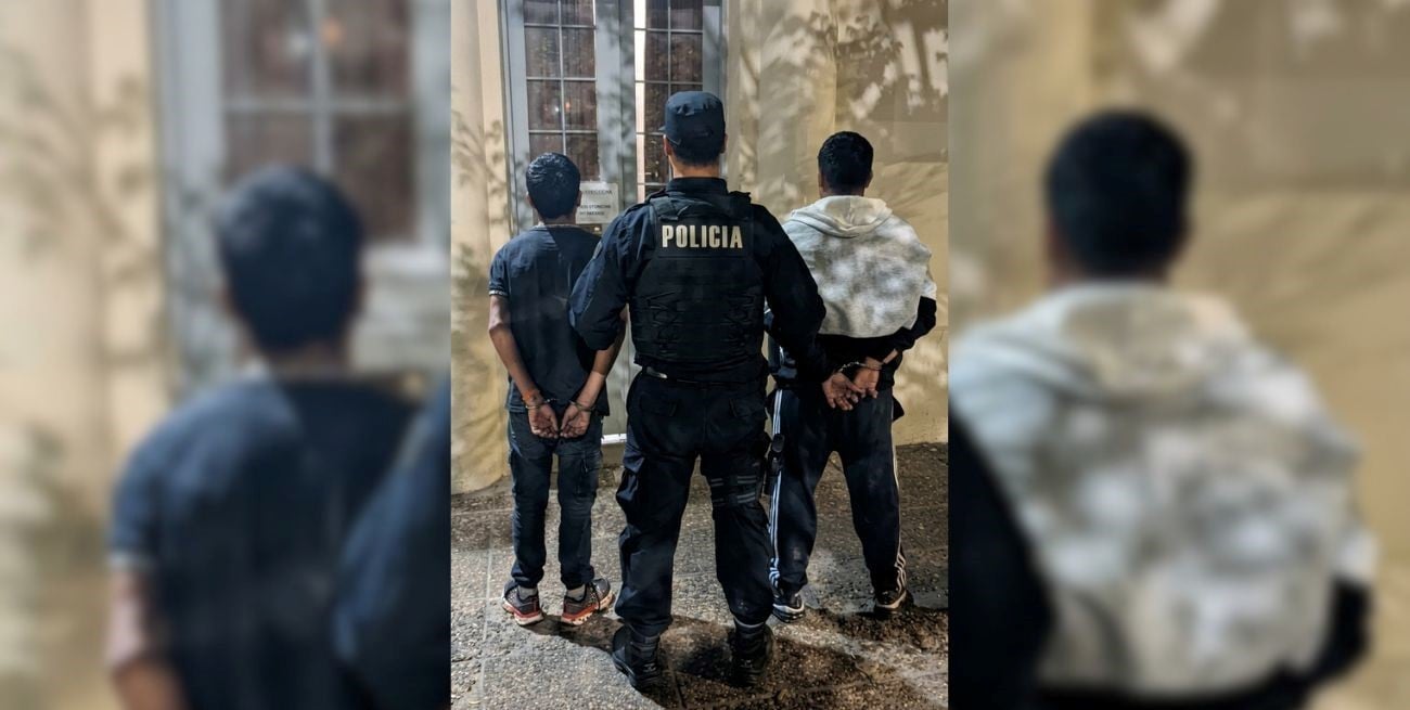Disparos en la madrugada: dos jóvenes aprehendidos con un revólver calibre 22