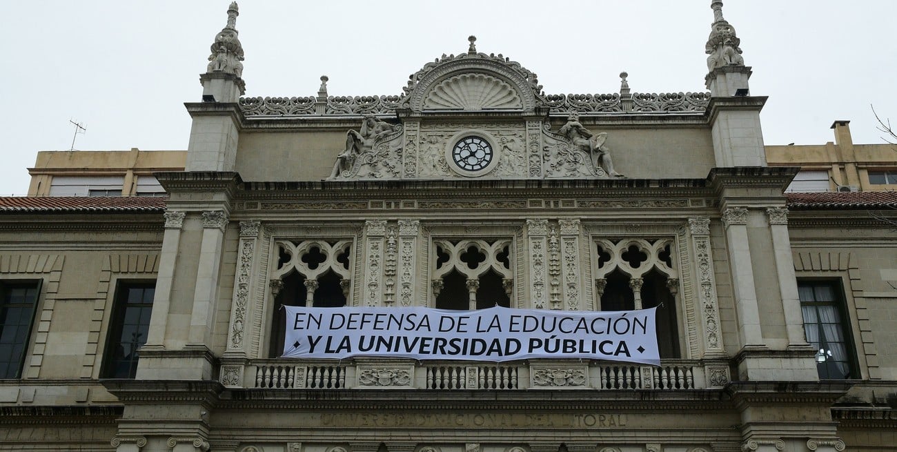 Presupuesto 2027: universidades recibirían un 27% menos recursos que en 2023