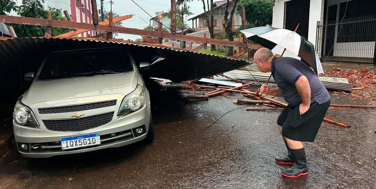Feroz temporal en el sur de Brasil: lluvias, vientos de más de 100 km/h y granizo causaron destrozos