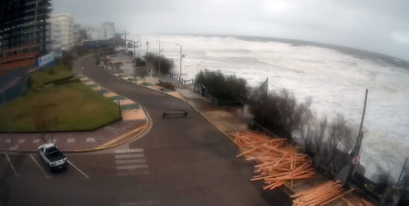Sudestada en Monte Hermoso: viento fuerte, baja temperatura y creciente repentina del mar