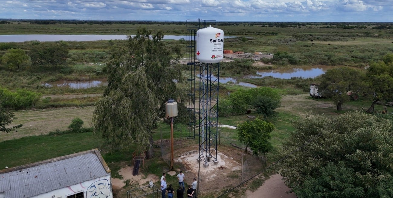 Avanza la ampliación de la red de agua potable en Santa Rosa de Calchines